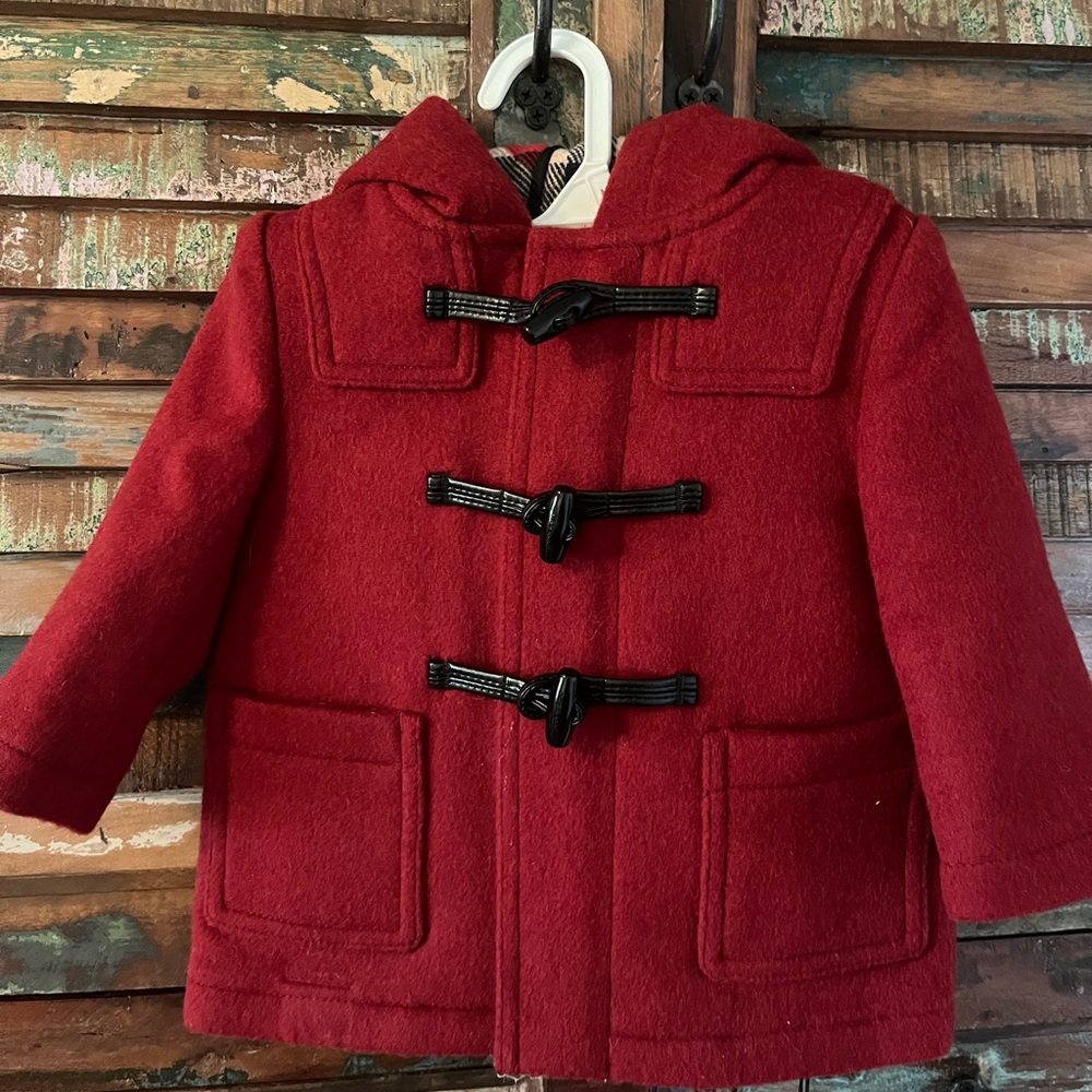NWT Burberry Kids Baby Brogan toggle Coat red